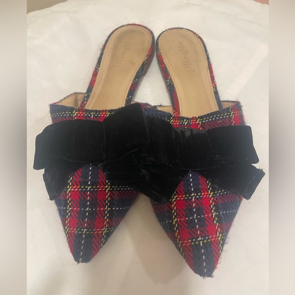 J. McLaughlin Shoes - McLaughlin Plaid Pointed Slip-On Flats with Black Velvet Bow